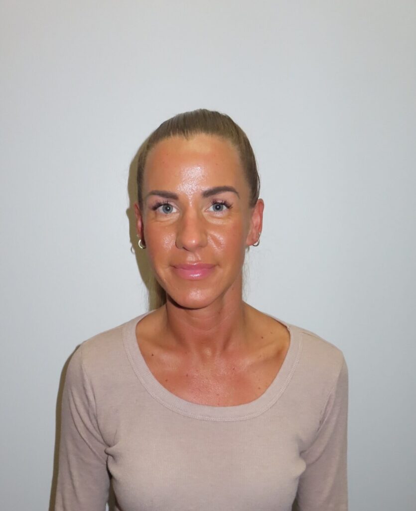 Roslyn Cairns